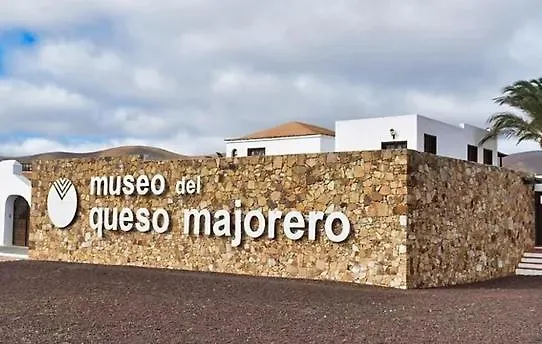 1 El Vergel Nyaraló *
